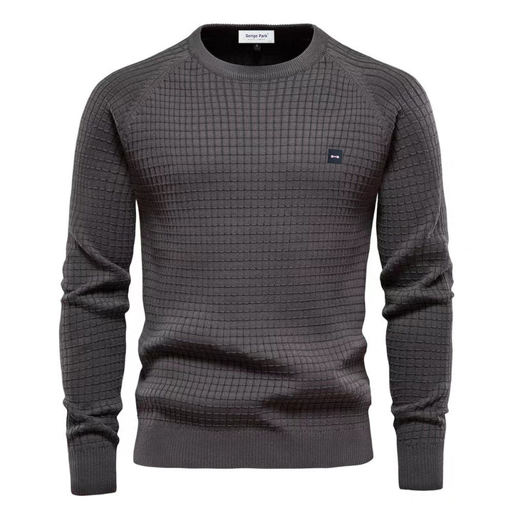 Pull homme, coupe moderne, confort optimal, plusieurs couleurs.  Idéal automne/hiver.