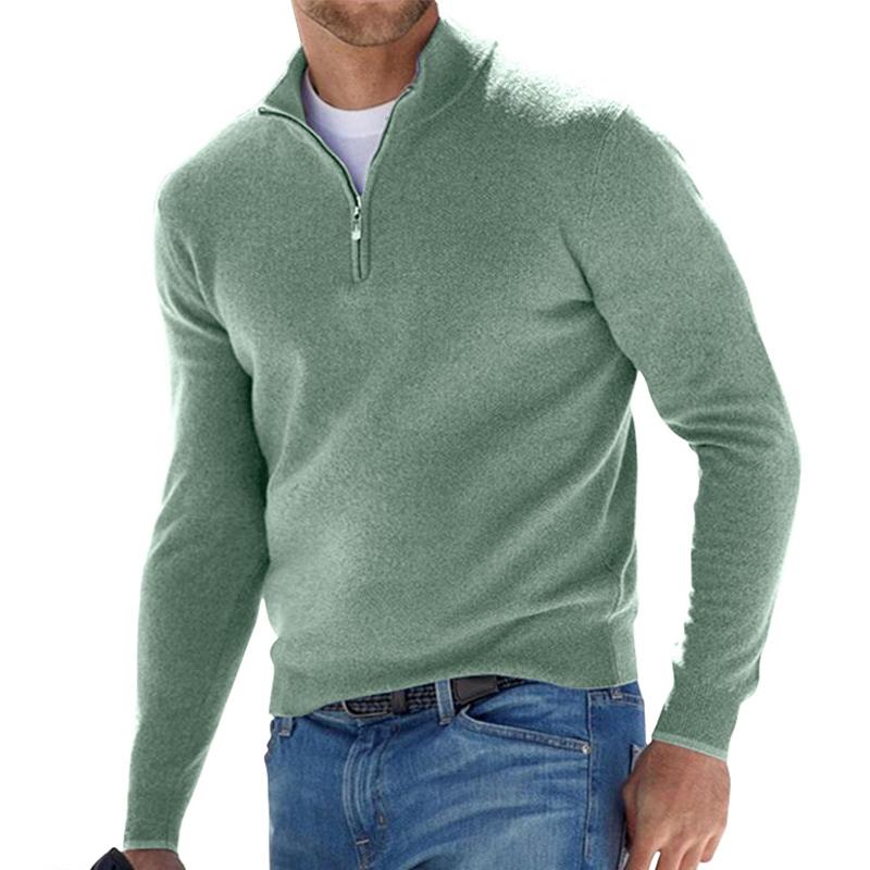 "Pull homme élégant en laine, texture douce, gris, coupe ajustée, manche longue, pour chaleur et confort."