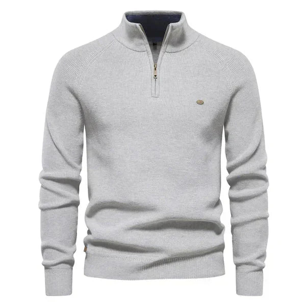 Pull homme élégant, motif unique, coupe ajustée. Confort et style assurés.