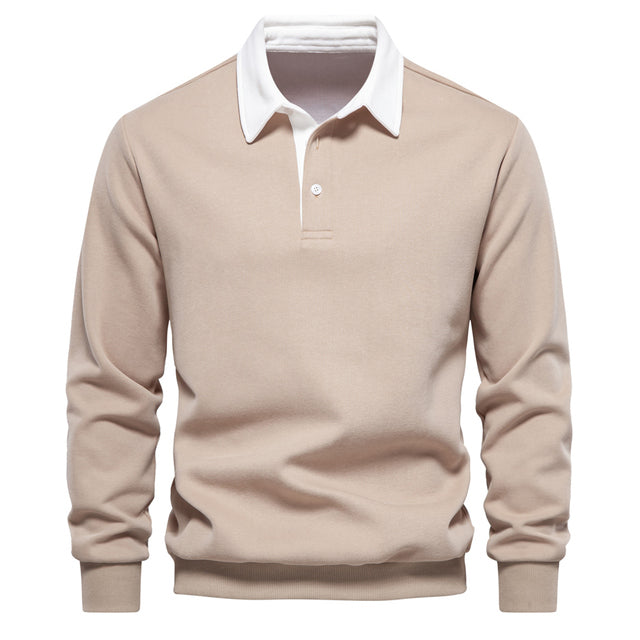 Pull homme confortable. Polo à manches longues avec col classique, un vêtement moderne et décontracté.