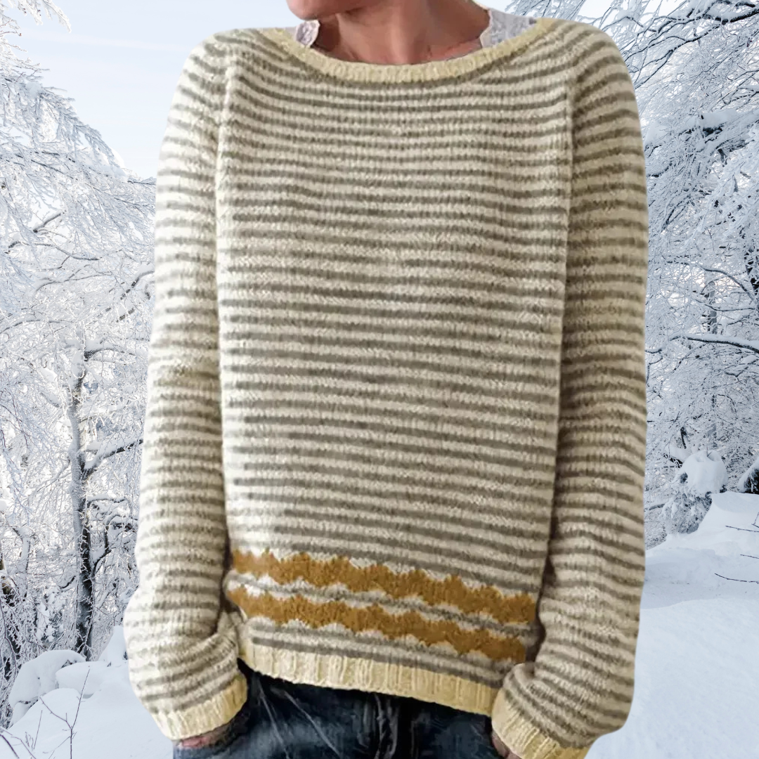 Pull femme rayé confortable, coupe ample et décontractée. Parfait pour un style chic décontracté automnal.
