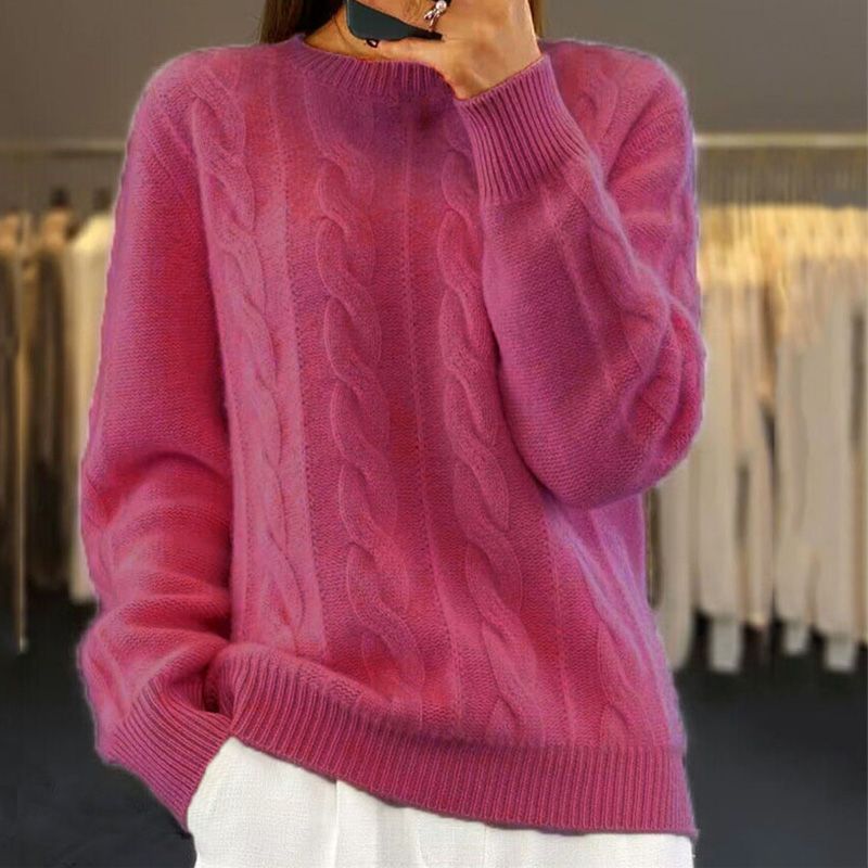 Pull femme en tricot torsadé doux et chic, à manches longues, parfait pour la mode hivernale.