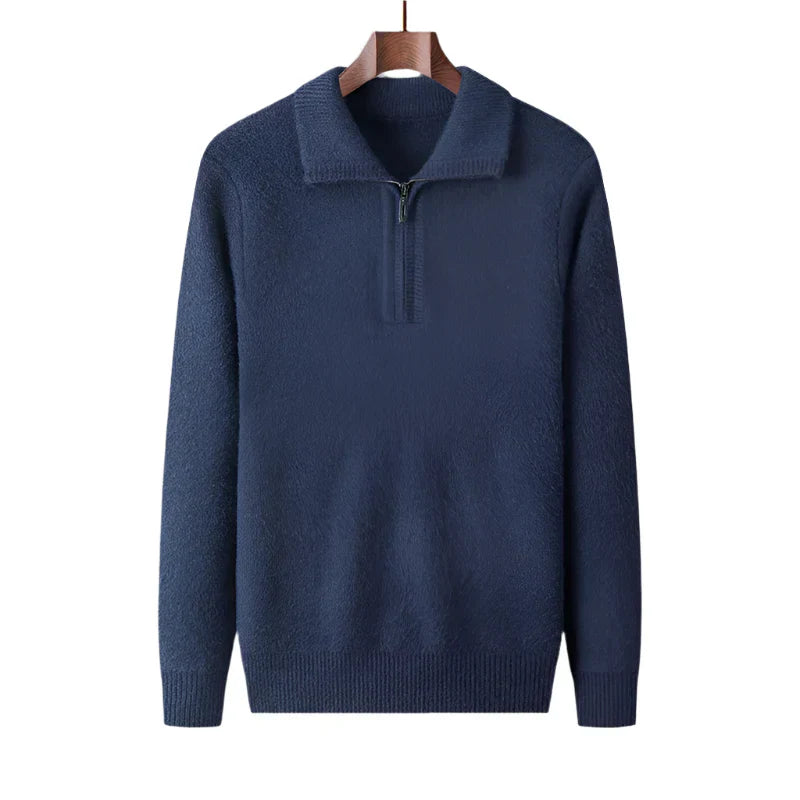 Pull demi-zip tricoté pour homme en noir, idéal pour un look sophistiqué et confortable d'automne-hiver.