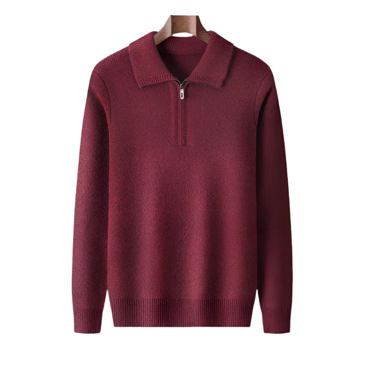 Pull homme tricoté demi-zip vert sapin, confortable et stylé. Essentiel pour les journées fraîches.
