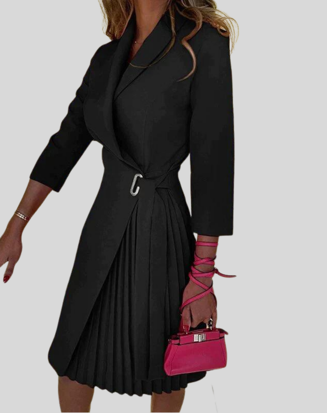 Tendance : Robe blazer femme élégante, parfaite pour un look habillé de soirée ou un style bureau.