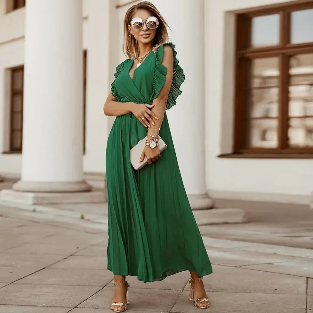 Robe bohème à volants, coupe fluide, volants sur épaules, style chic et élégant, parfaite pour occasions spéciales.