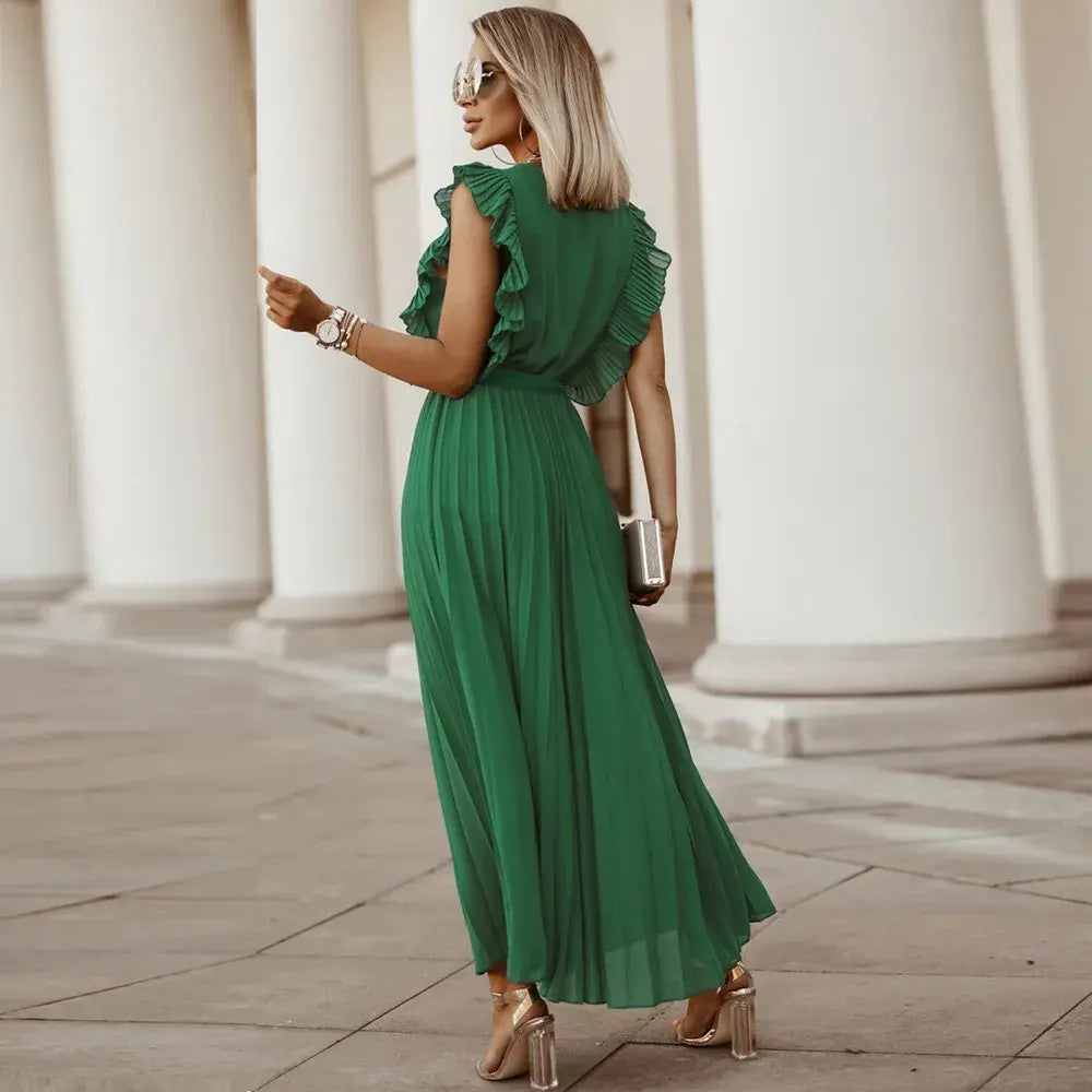 Robe bohème à volants, coupe fluide, volants sur épaules, style chic et élégant, parfaite pour occasions spéciales.