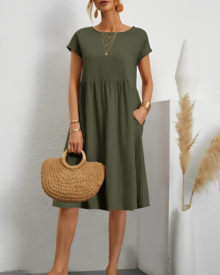 Robe CELIA printanière/estivale, un must-have confortable et élégant pour la garde-robe mode féminine.