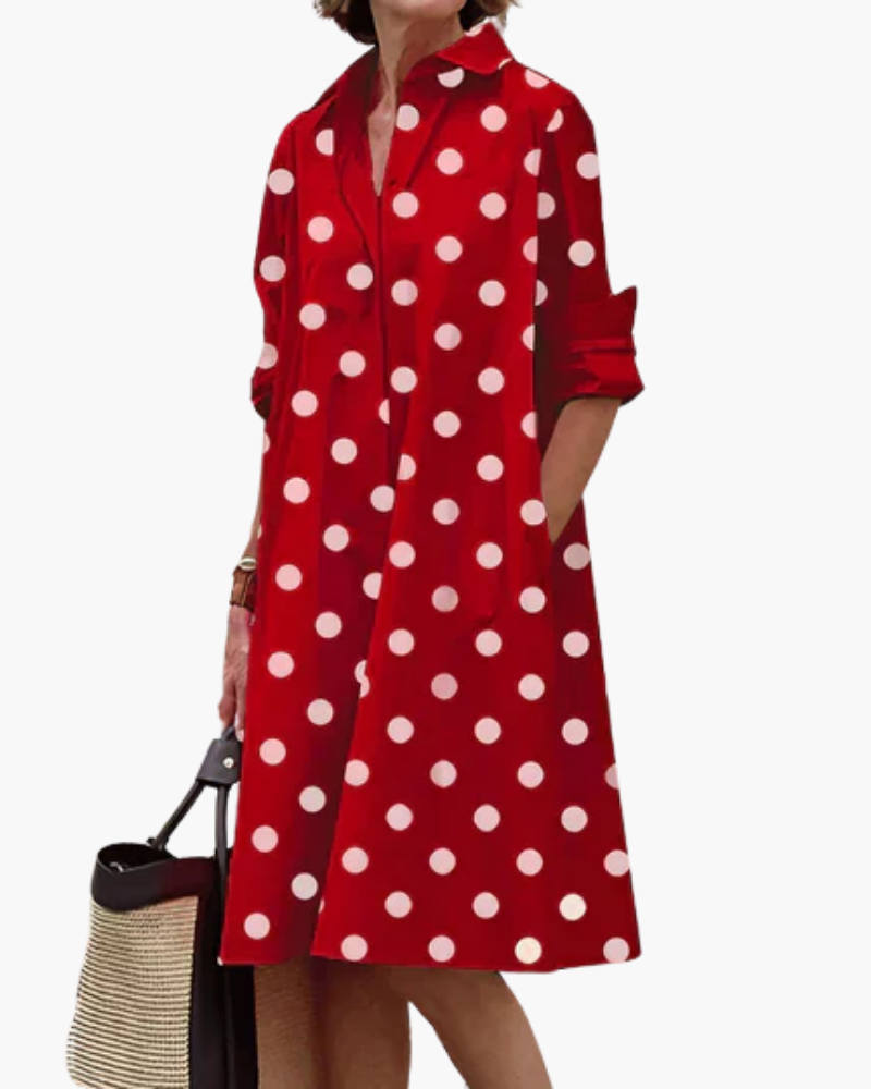Robe chemise ample femme fluide et élégante, coupe décontractée, col classique, tissu léger, look chic et confortable.