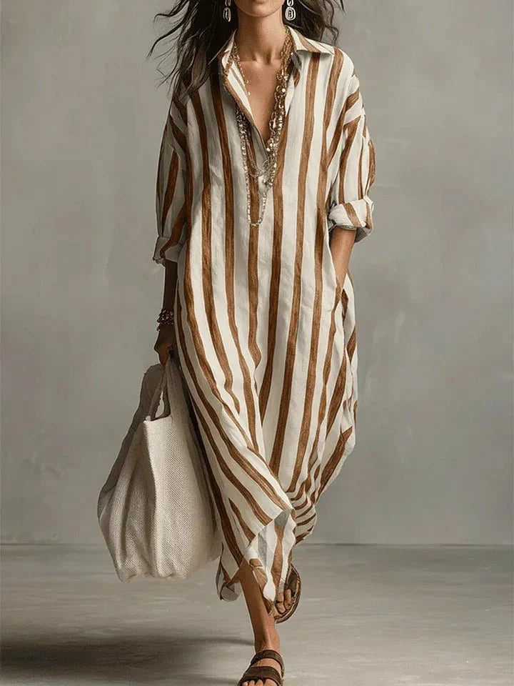 Robe midi femme à rayures, coupe ample chic et confortable, parfaite comme robe d'été avec poches.