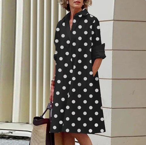 "Robe chemise unie pour femme, élégante et confortable, de couleur noire, taille S-2XL, adaptée à toutes occasions."