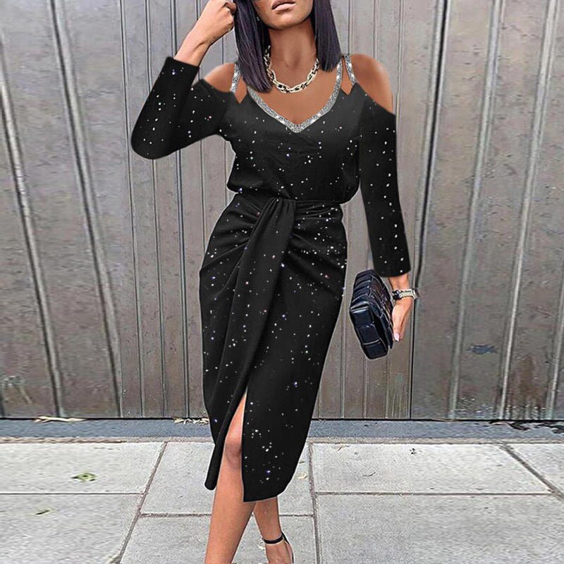 Silhouette de la robe cocktail florale pour femme, fluidité et allure chic. Idéale d'été.
