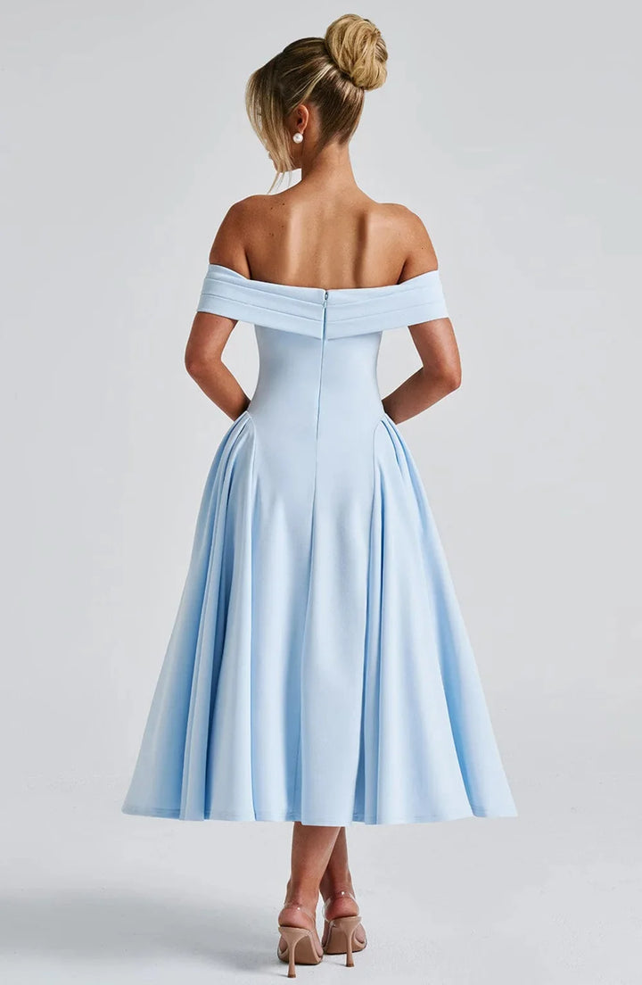 Robe de soirée femme midi élégante, pour un look chic et sophistiqué en toute occasion.