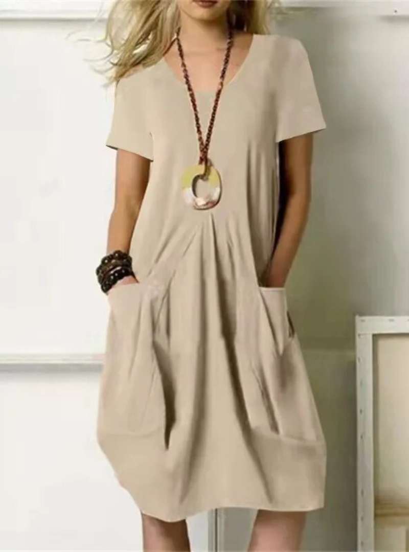 Robe automne polyvalente femme, tissu doux et confortable, style chic pour une tenue décontractée élégante.