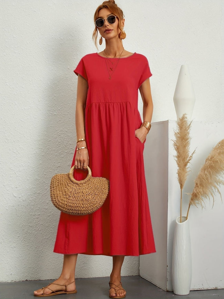 Robe estivale col rond femme. Confortable pour le quotidien, style chic et actuel.