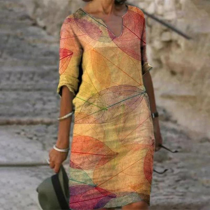 Vêtement femme chic: Robe d'été élégante et polyvalente, style intemporel pour toutes les occasions estivales.