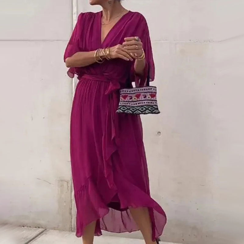 Mode féminine: robe midi fluide ultra confortable, idéale pour l'été, avec un tombé élégant.