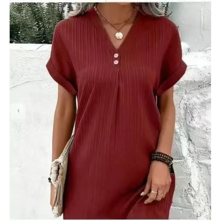 Robe midi chic pour femme, design intemporel, coupe confortable et silhouette flatteuse pour l'été.