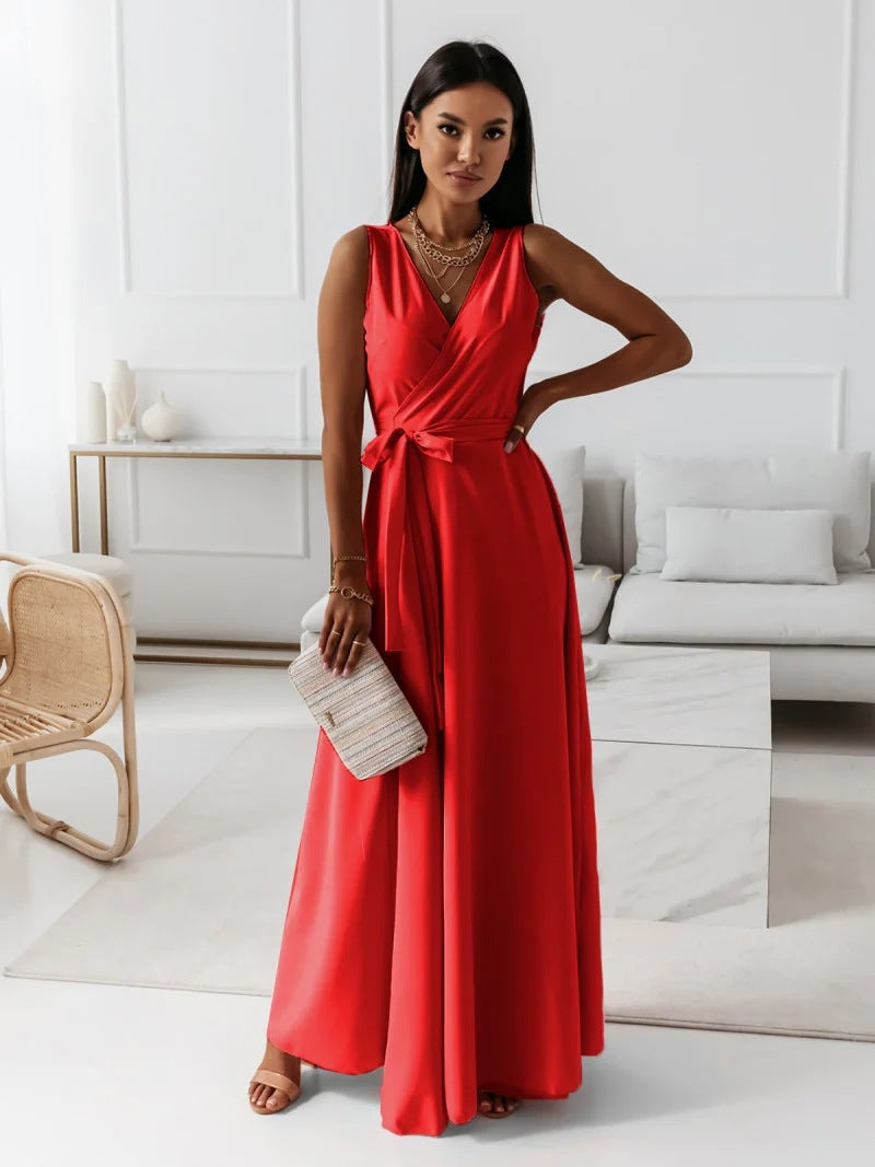 Robe cocktail femme chic col V, mode printemps-été, style élégant et polyvalent.
