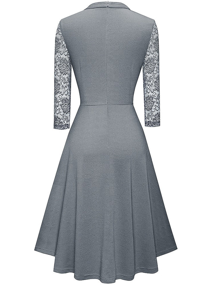 Tendance robe de soirée évidée pour femme, chic et moderne, parfaite pour un événement formel.