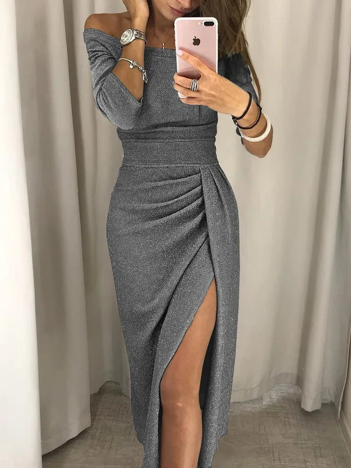 Détail du motif étoiles brodées sur cette robe de soirée femme. Apporte une touche chic et glamour unique.