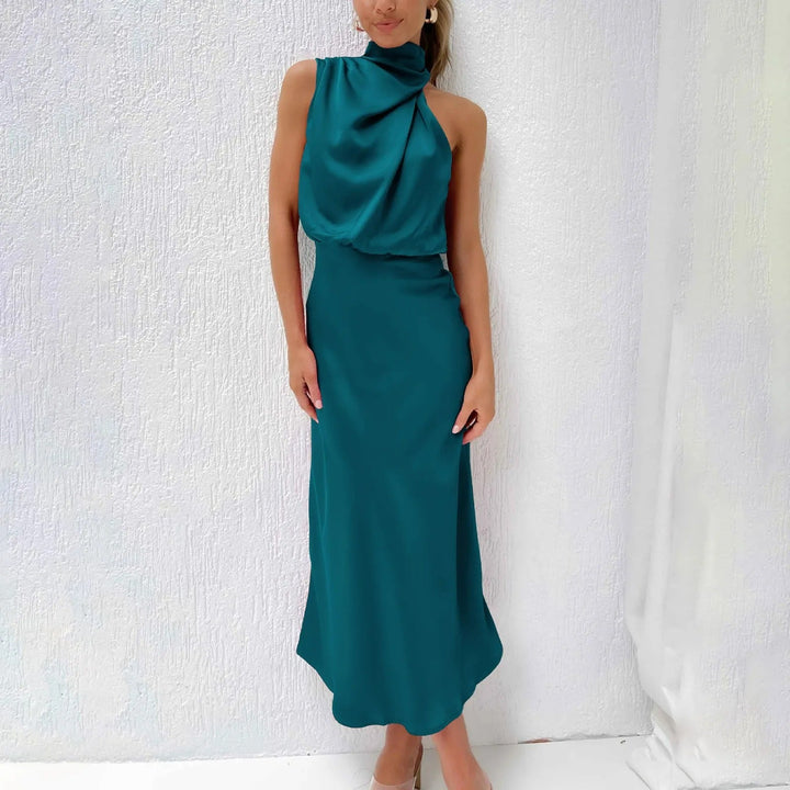 Robe de soirée à bretelles femme, col V, longueur midi. Parfaite pour un cocktail, une fête ou un événement chic.