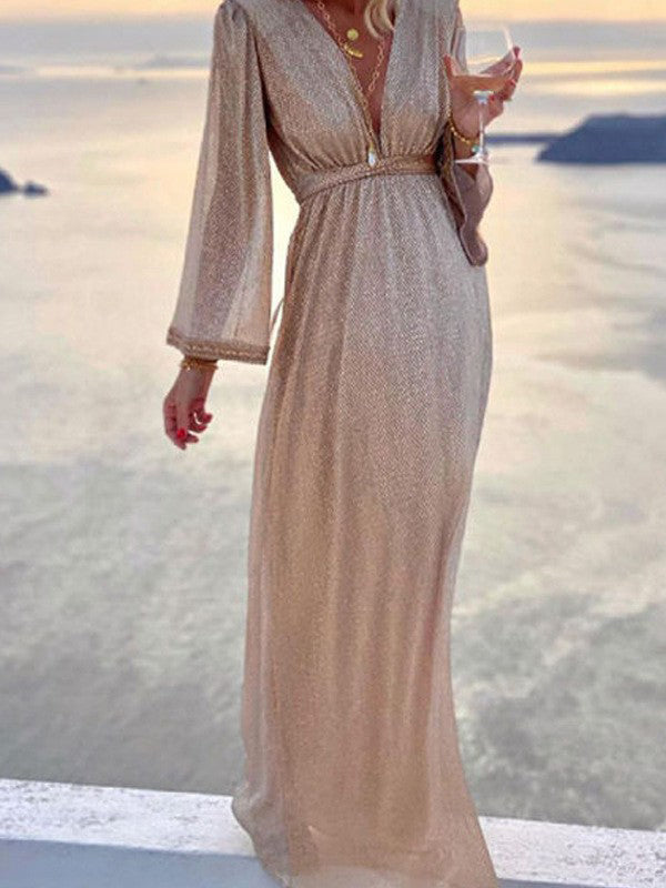 "Robe de soirée scintillante, longue avec manches élégantes, tissu brillant pour occasions spéciales, charme chic"