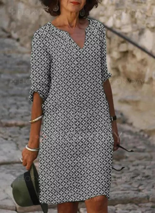 Robe d'été aérée, décontractée, tissu léger, couleurs variées, design fluide, idéale pour sorties estivales et journées chaud