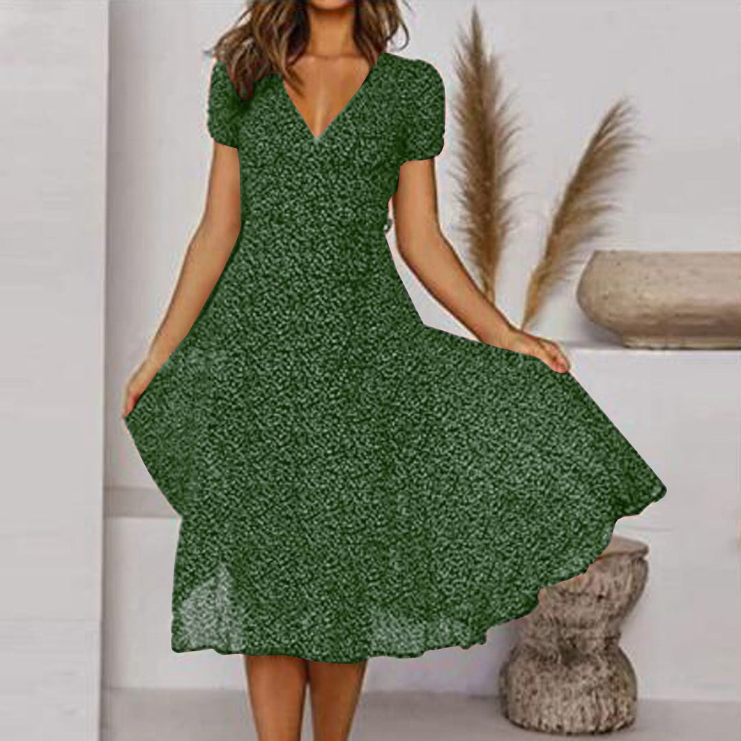 Robe d'été femme imprimé floral, encolure V, légère, élégante, A-line, idéale pour les journées ensoleillées.