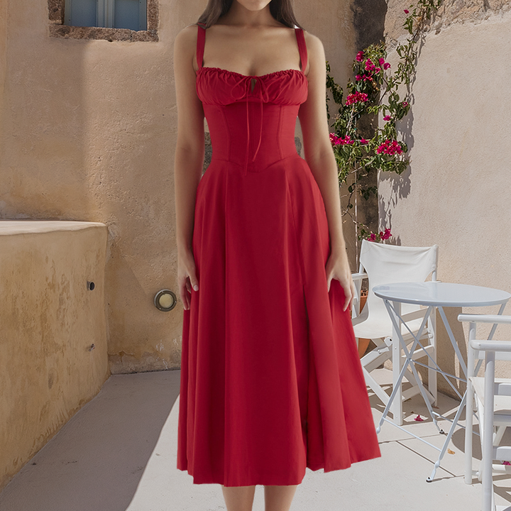 Robe d'été fluide et légère.  Coupe élégante et féminine.  Parfait pour l'été.