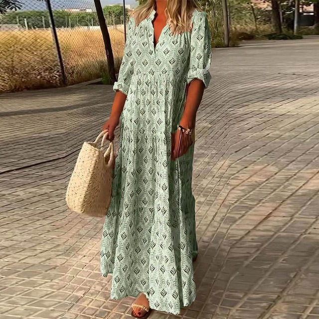 Robe d'été longue, manches longues, décolleté V. Style bohème chic, fluide et confortable.