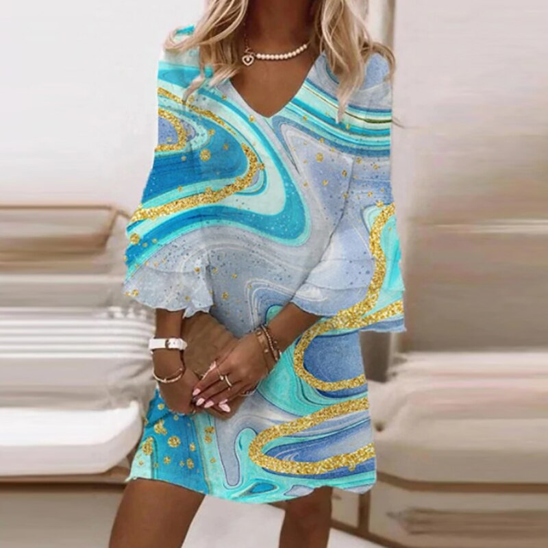 "Robe élégante Anaïs pour femme, imprimé moderne style chic en polyester avec coupe flatteuse, ajustée aux courbes féminines.