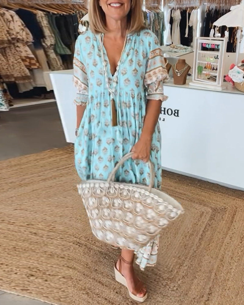 Robe femme fluide imprimée Tallulah, col en V, manches mi-longues. Confortable et élégante pour l'été.