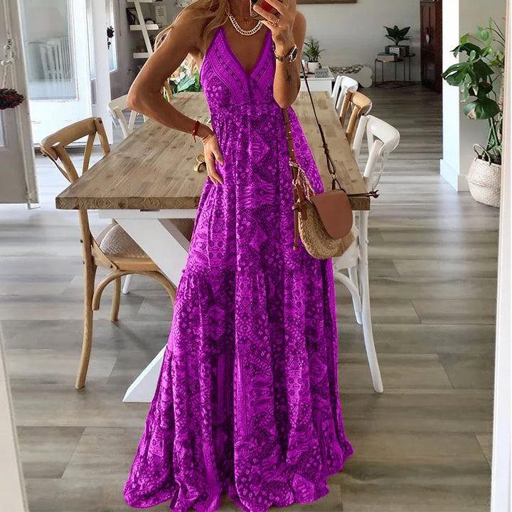 Élégante robe fleurie taille haute pour femme, style bohème chic, parfaite pour la mode estivale.