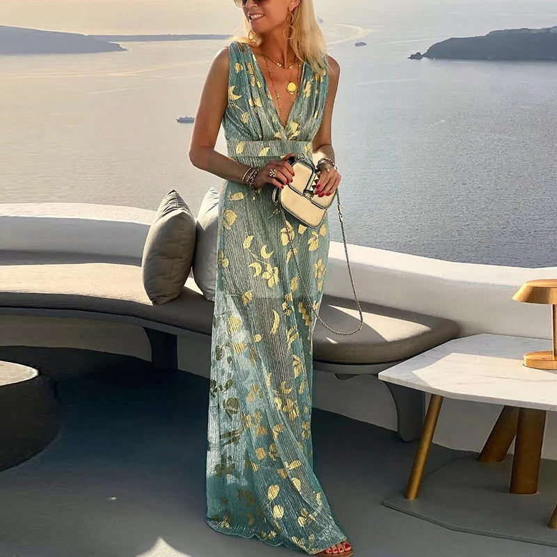 "Robe fluide été col V pailleté bleu ciel, glamour et confortable pour femmes."