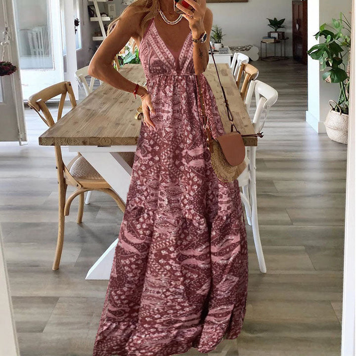 Robe longue bohème estivale, imprimé coloré, coupe fluide.  Maxi robe d'été.