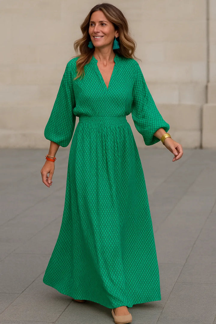 Robe cocktail longue bohème verte pour femme. Tissu fluide, élégante et confortable, idéale pour l'été et les fêtes.