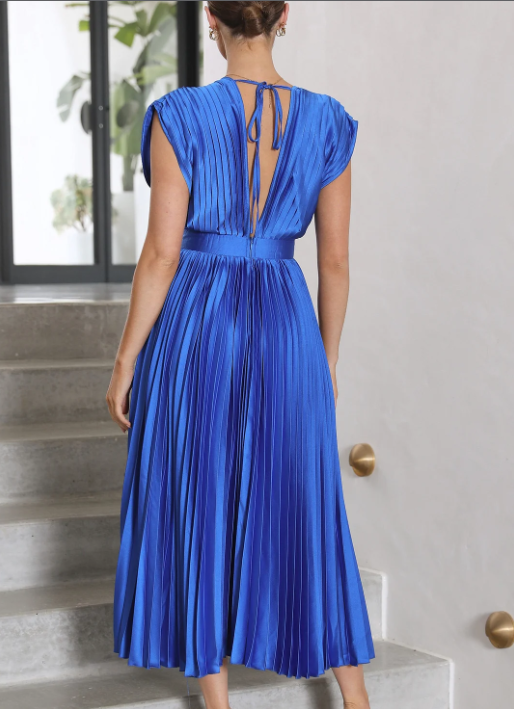 Robe longue élégante, idéale soirée & mariage.  Coupe flatteuse, tissu fluide.  Parfait pour occasions spéciales.