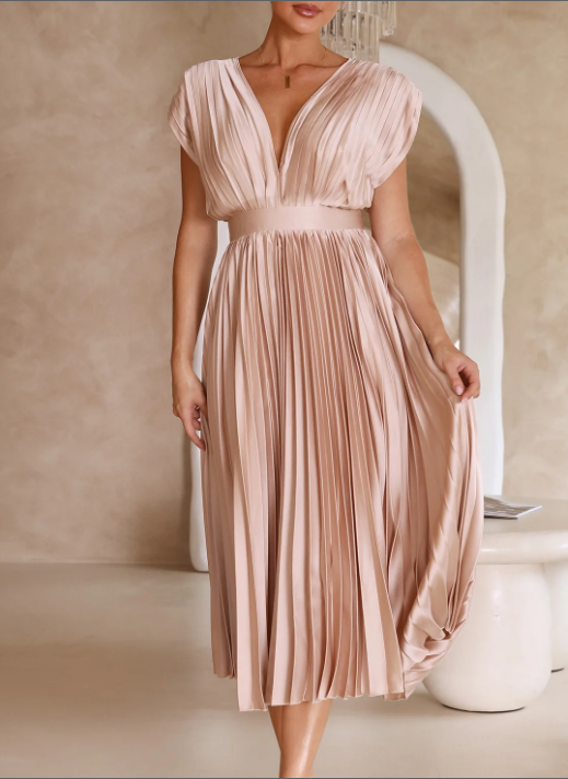 Robe longue élégante, idéale soirée & mariage.  Coupe flatteuse, tissu fluide.  Parfait pour occasions spéciales.