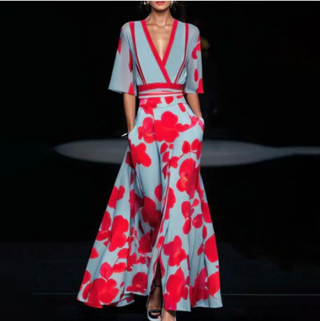 Robe longue fleurie Mia pour femme, bleue à motif floral. Élégante et décontractée, idéale pour un style tendance et confortable.