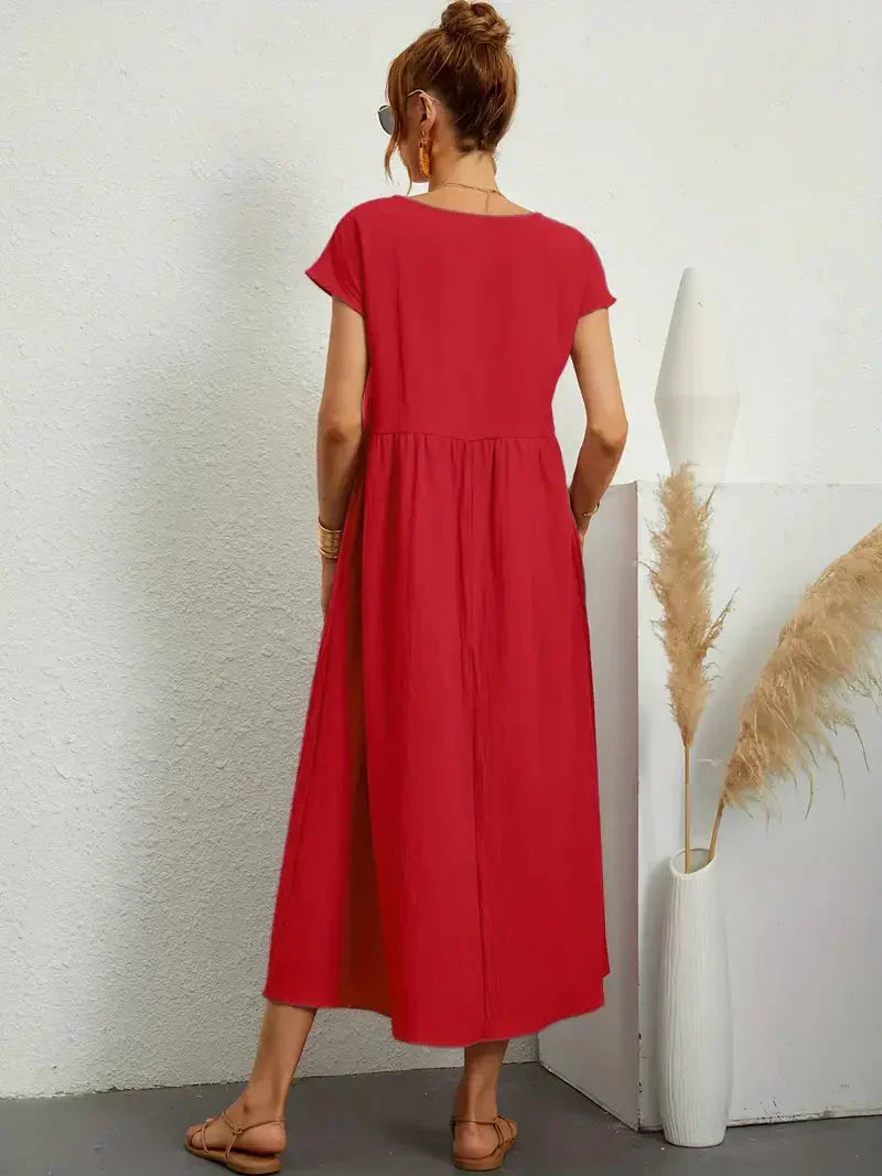 Robe longue Melody décontractée pour femme. Style fluide et estival, idéale pour les vacances d'été.