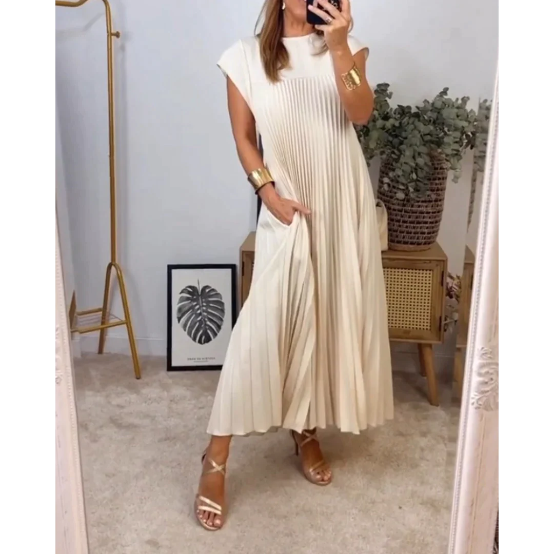 "Robe longue plissée élégante, manches courtes, style luxe, détails sophistiqués, idéale occasions spéciales et usage quotidi