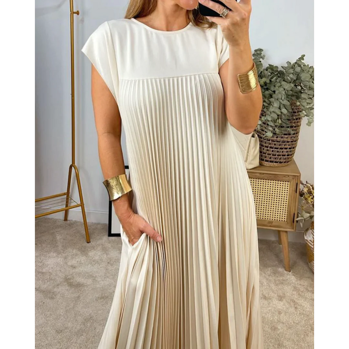 "Robe longue plissée élégante, manches courtes, style luxe, détails sophistiqués, idéale occasions spéciales et usage quotidi