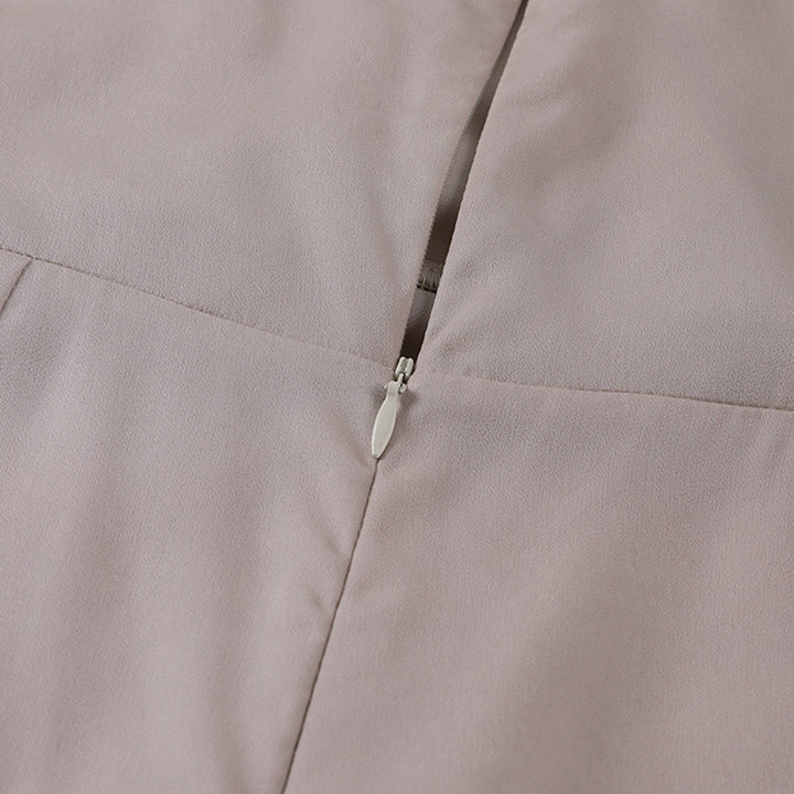 Robe longue soirée, décolleté croisé, fente latérale.  Elégance et sensualité.