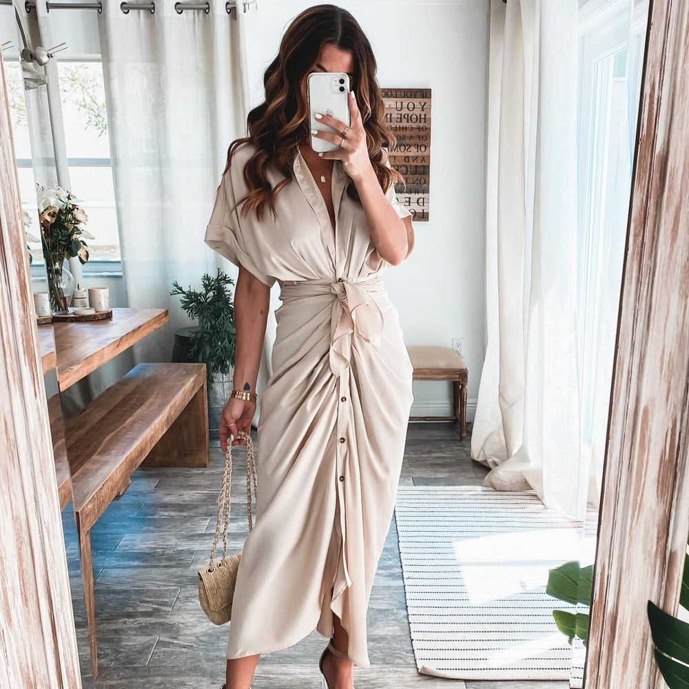 Tendance mode: robe longue Sorina à boutons, élégante pour femme, idéale printemps/été.
