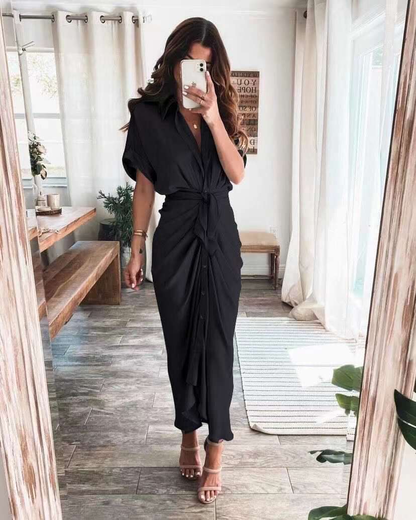 Robe de cocktail Sorina polyvalente à boutons, mode femme confortable et stylée pour l'été.
