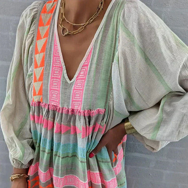 Robe maxi bohème, coton et lin, fluide, imprimé coloré, style chic et décontracté.