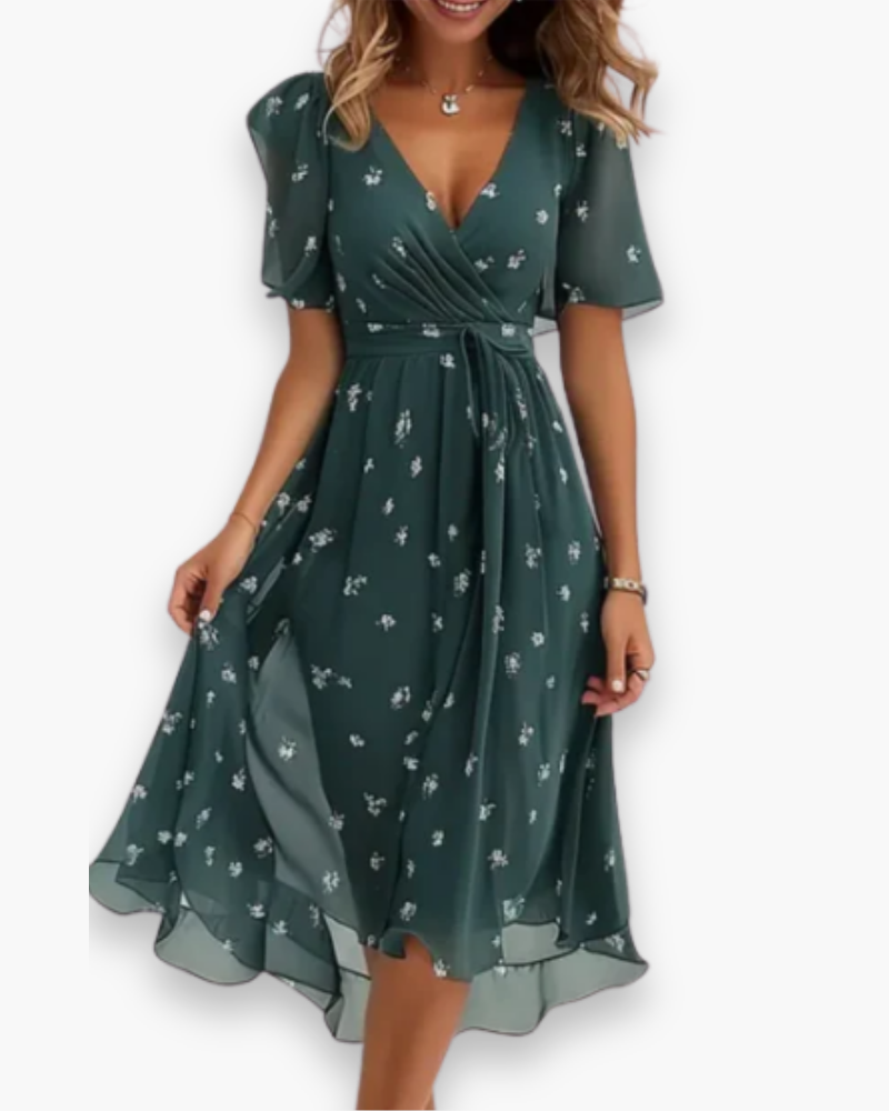 "Robe mi-longue fluide pour femme, col en V, tissu léger, idéale pour l'été, couleurs rose et vert, élégance chic."