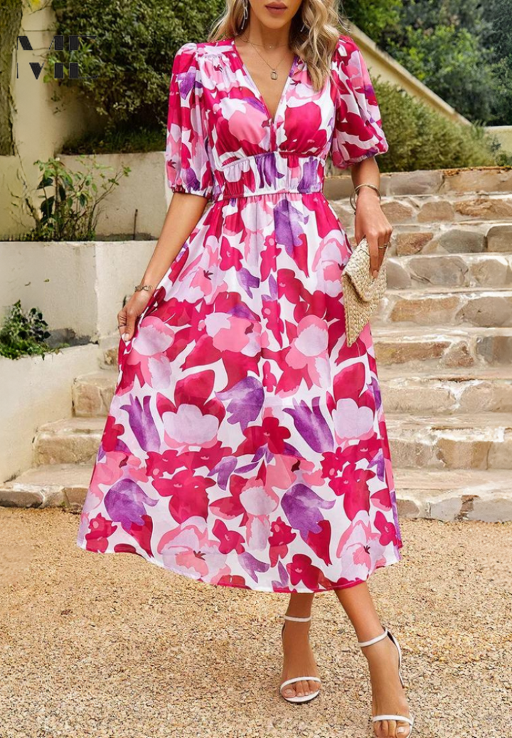 Robe fluide d'été femme, imprimé abstrait dynamique, col V, style midi bohème.