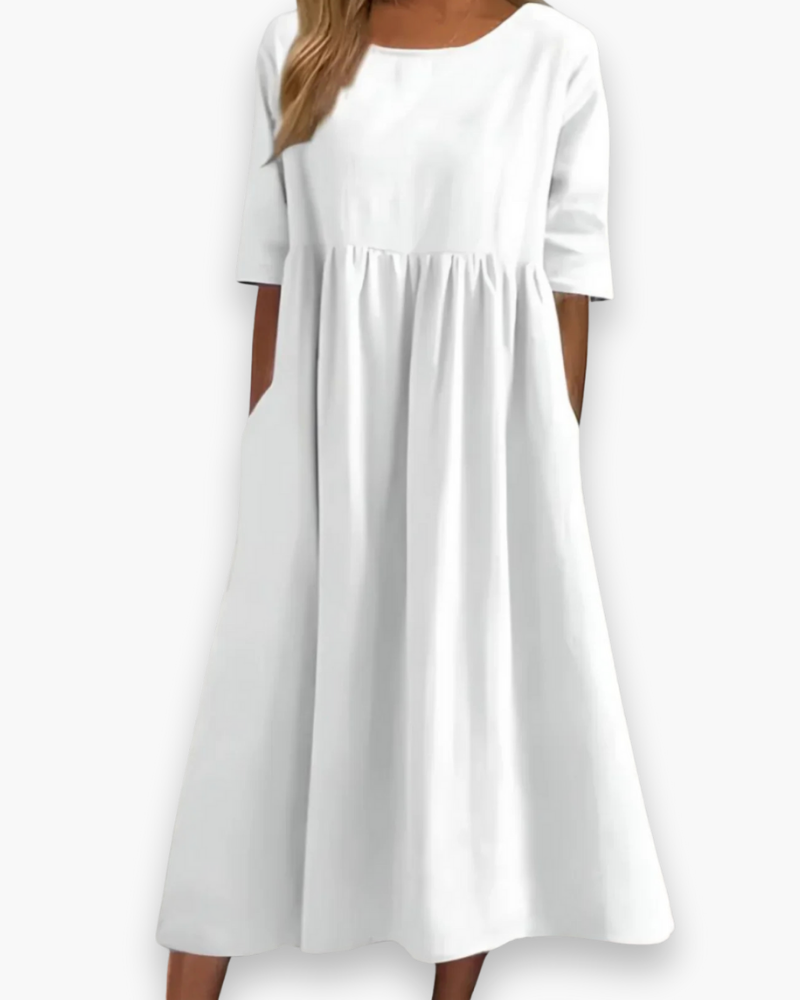 Robe midi élégante femme, blanche, style décontracté avec poches et tissu léger, parfaite toutes occasions.